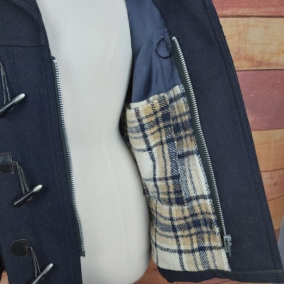 VINTAGE wool pea coat with leather buttonhole winter coat plaid lining fit large - Picture 9 of 11